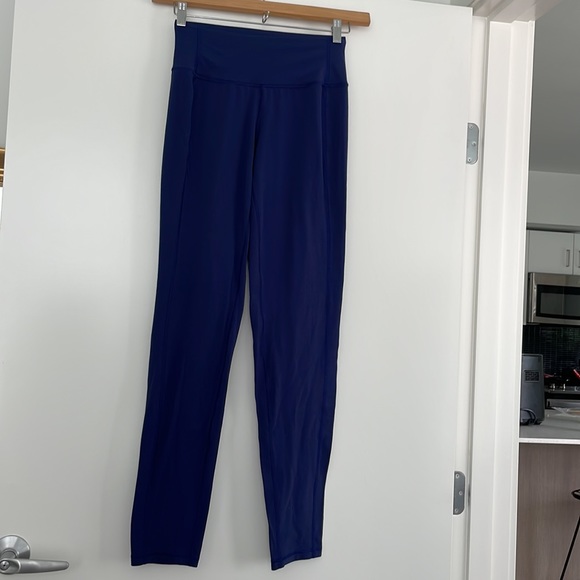 Lululemon Simply Bare Un-Tight Tight Leggings in Hero Blue Size 6 - Picture 8 of 10